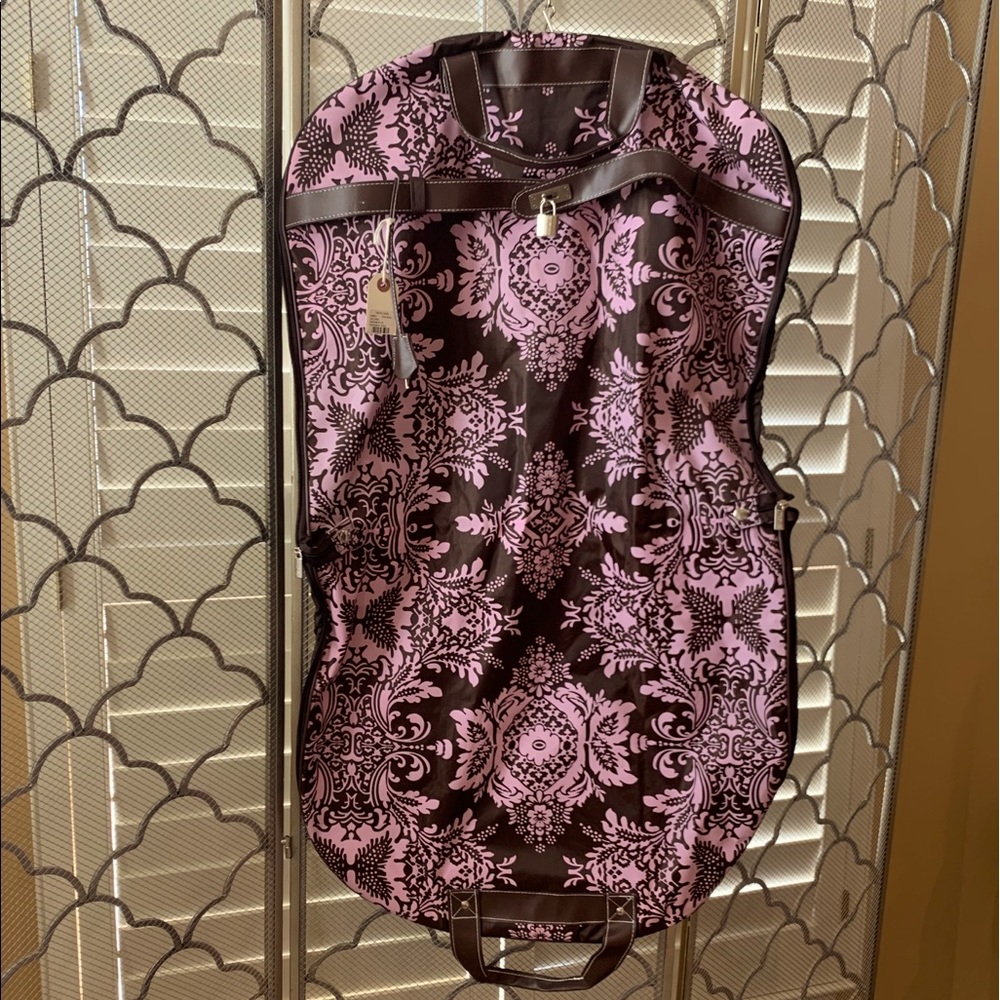 COPY - MURVAL Hanging Garment Bag in very good condition.